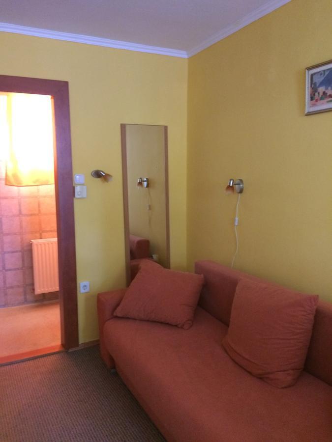 Fasor Vendeghaz Hotel Balatonszárszó Eksteriør billede